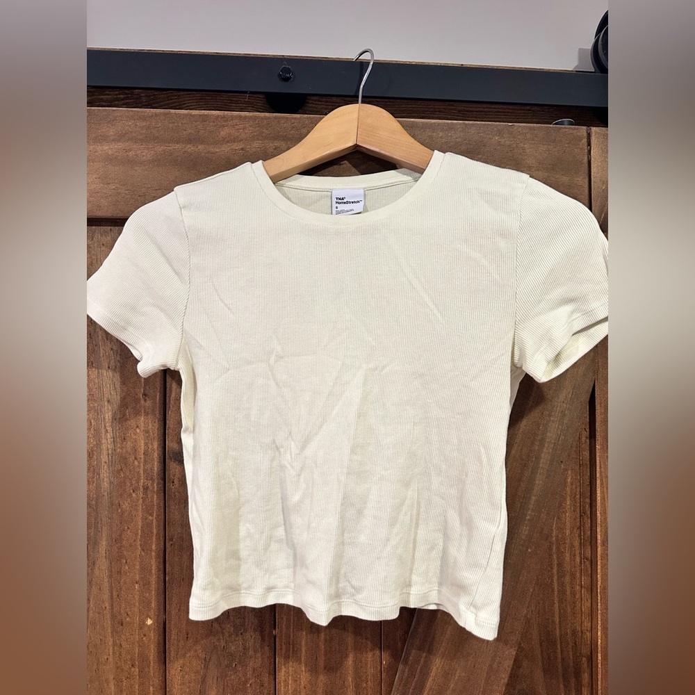 Aritzia T-shirt